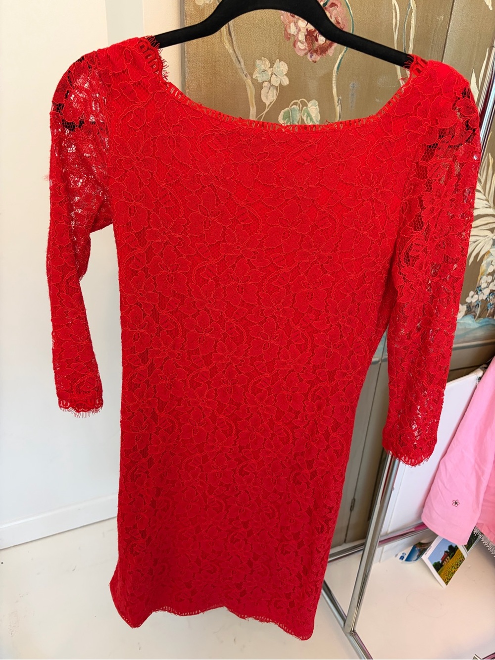 Diane Von Furstenberg Red Lace Sheath Dress - Women's Elegant Cocktail Dress
